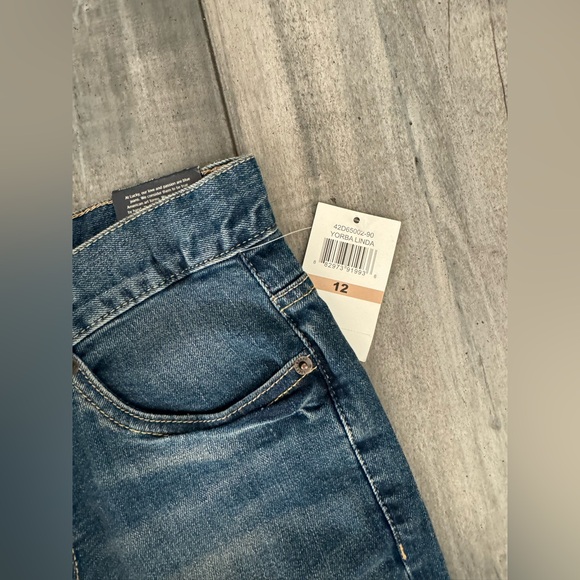 NWT Lucky Brand Kids Classic Straight Jeans - Picture 2 of 7